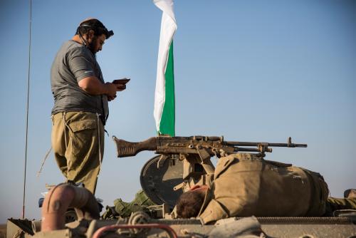 Palestinian leaders seek to keep lid on Israel clashes Palestinian leaders seek to keep lid on Israel clashes