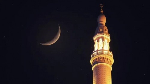 Saudi calls on Muslims to look for Ramadan crescent