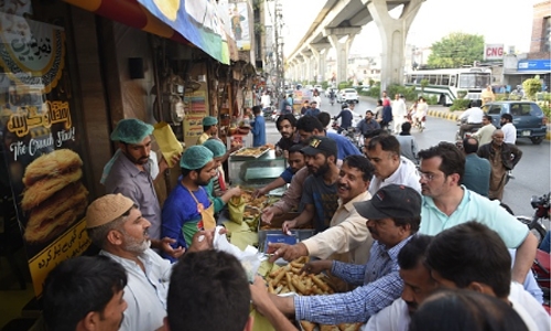 Pakistan to get $6 billion from IMF over the next 3yrs