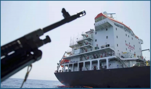 US-Flagged Tanker Challenged by Iranian Gunboats in Strait of Hormuz