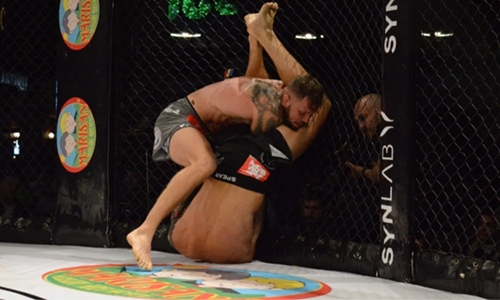 Brewin triumphs at Brave 28 Brewin triumphs at Brave 28