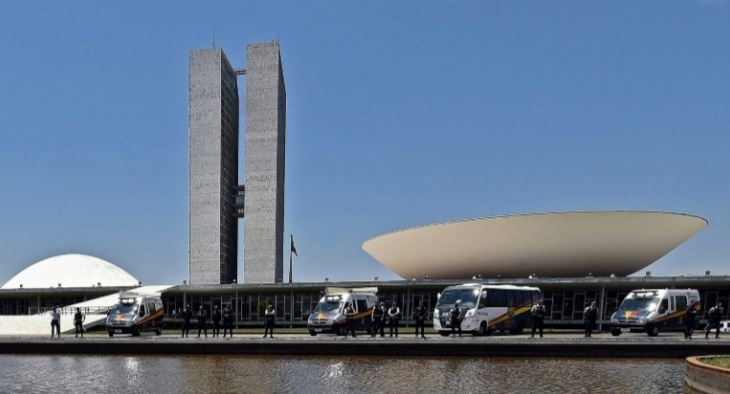 Brazil businesses hope for simpler tax system in 2020