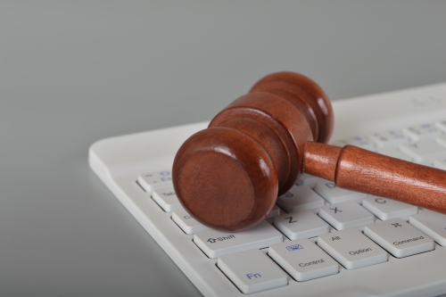 Court fines UAE influencer Dh81,000 for defaming restaurant online Court fines UAE influencer Dh81,000 for defaming restaurant online