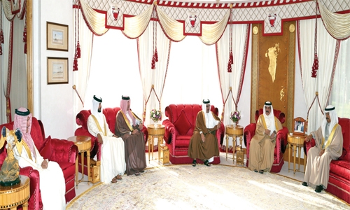 HM King holds meet with PM, CP HM King holds meet with PM, CP