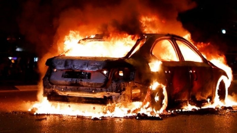 Car fire put out near Um Al Hassam Car fire put out near Um Al Hassam