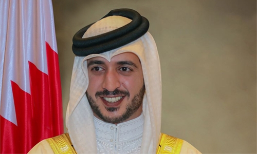 Shaikh Khalid hails achievements of junior paralympic team