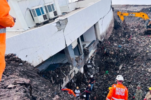 Garbage Heap Collapse Kills Nine At Indian Waste Plant