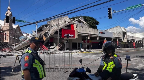 Powerful Earthquake Kills Three, Triggers Tsunami Alerts in Philippines