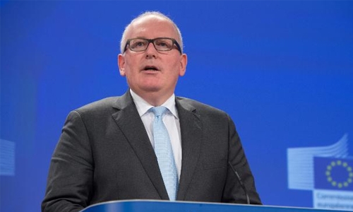 EU parliament approves ban on single use plastics EU parliament approves ban on single use plastics