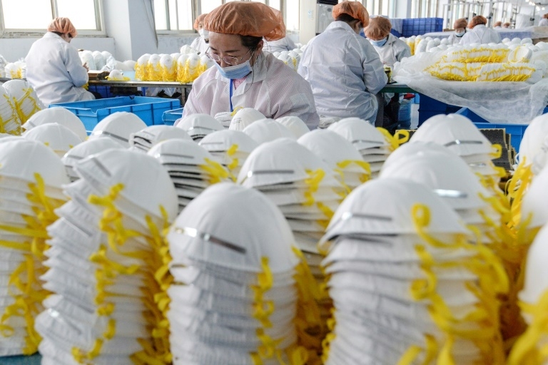Booming mask producers in China meet global demand