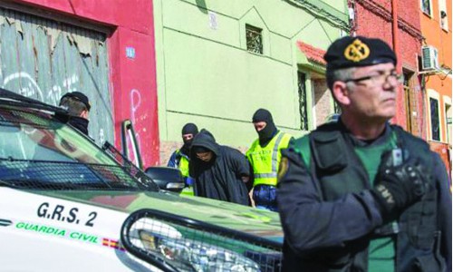 Spain arrests two inmates for spreading IS progaganda
