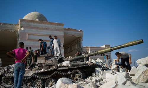 Turkey strikes Kurdish fighters in Syria for second day Turkey strikes Kurdish fighters in Syria for second day