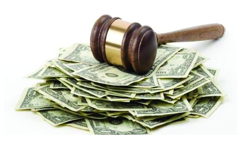 Lawyer directed to return clients’ money