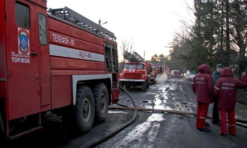 At least 11 dead in Moscow factory fire At least 11 dead in Moscow factory fire