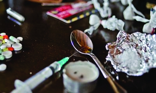 Man kills girlfriend for drugs Man kills girlfriend for drugs