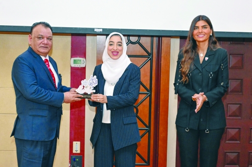 Pars International Hotel and La Rosa Hotel recognized during Bahrain Celebrations Season Pars International Hotel and La Rosa Hotel recognized during Bahrain Celebrations Season