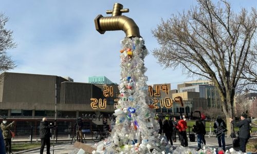 Experts meet as final global plastic treaty talks near Experts meet as final global plastic treaty talks near