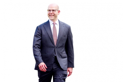 New Fed governor says was not told how to vote by Trump 