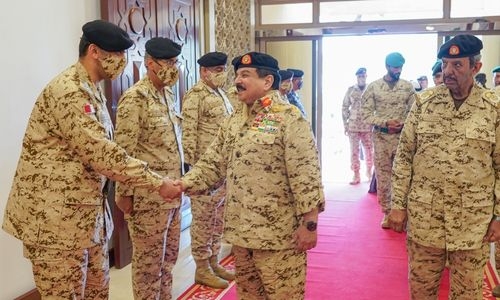 HM King Hamad praises Bahrain Defence Force patriotism