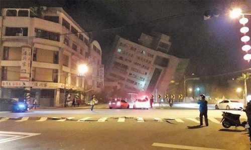 Quake rattles Taiwan Quake rattles Taiwan