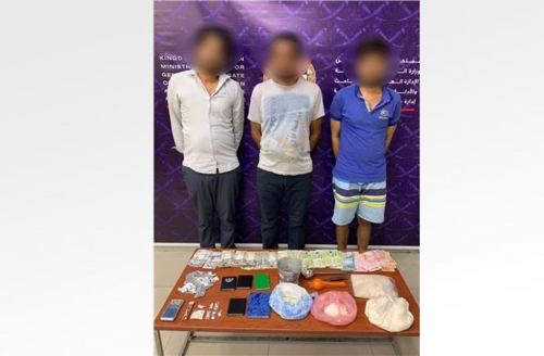 Three arrested for peddling drugs