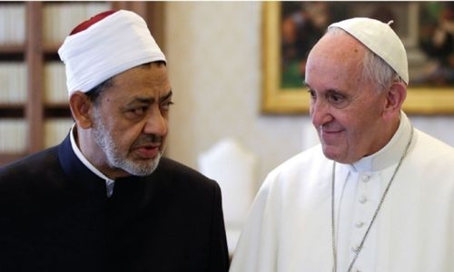 Imam of Al Azhar, Pope Francis co-chair Muslim Elders Council meeting in Bahrain Imam of Al Azhar, Pope Francis co-chair Muslim Elders Council meeting in Bahrain