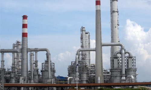 Asian markets fall on oil price plunge, China trade data Asian markets fall on oil price plunge, China trade data