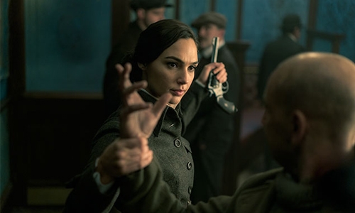 'Wonder Woman' blasts to top of US box office