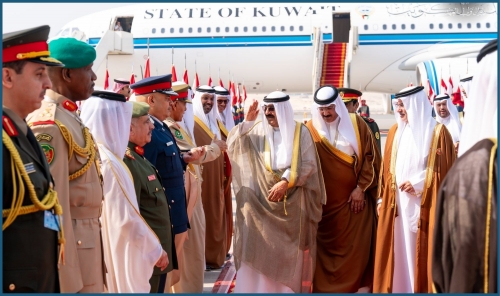 Kuwaiti Amir Arrives in Bahrain for 46th GCC Summit Kuwaiti Amir Arrives in Bahrain for 46th GCC Summit