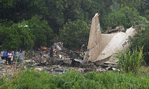 At least 36 dead in South Sudan air crash