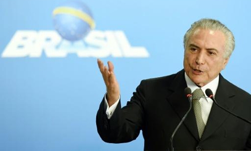 Brazil’s acting president wins deficit plan victory
