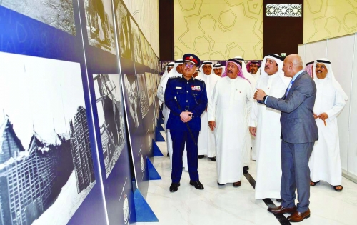 MUHARRAQ GOVERNORATES OPENS HISTORICAL PHOTO EXHIBITION FOR NATIONAL DAY