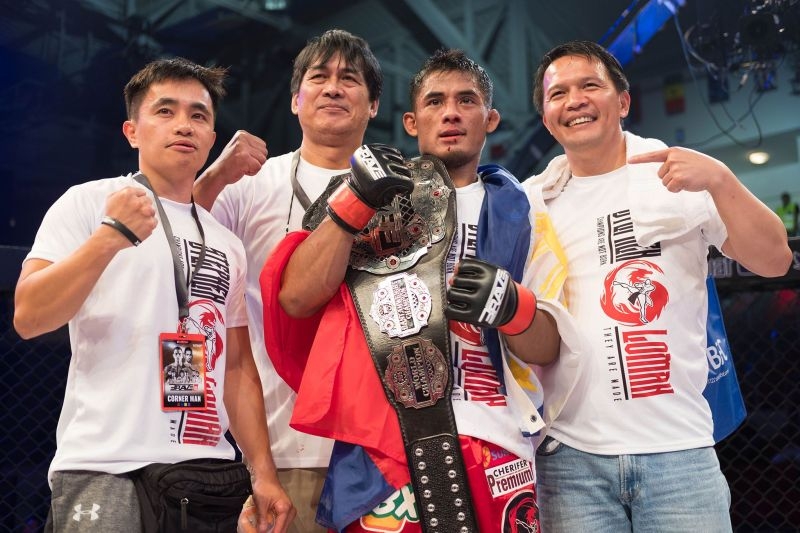 Loman claims bantamweight title, Khabib Nurmagomedov handed the Brave CF world championship title to Philippines’ Stephen Loman