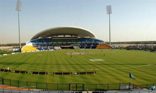 Yasir out as Pakistan bat in first England Test