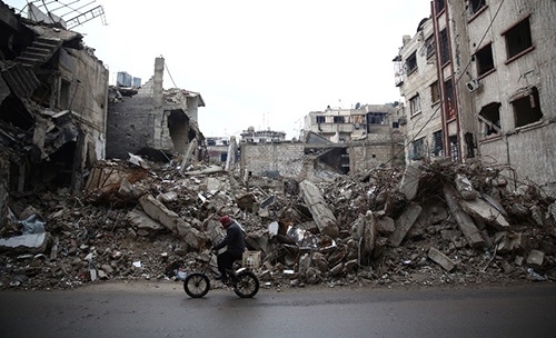 Regime, rebel fire kills 20 in or near Damascus: reports