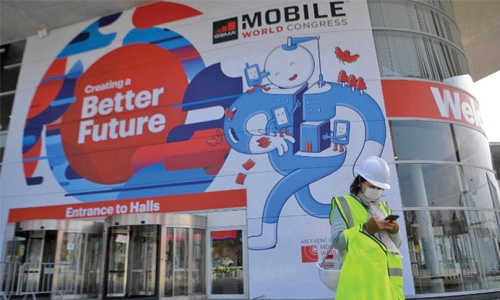 AI and 5G in focus at top mobile fair