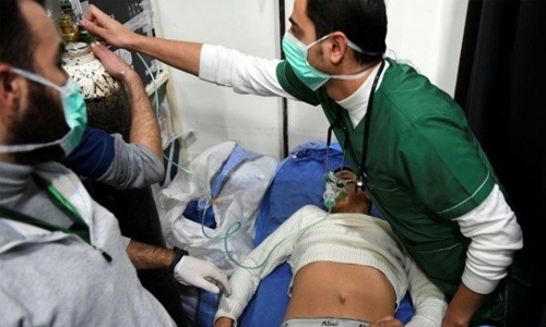 Around 100 Syrians struggle to breathe after ‘toxic’ attack Around 100 Syrians struggle to breathe after ‘toxic’ attack