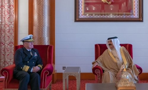 HM the King receives new US Fifth Fleet commander