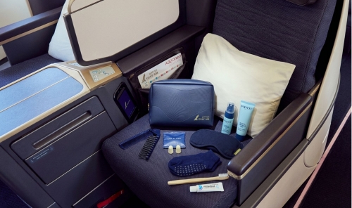 Gulf Air Unveils New Falcon Gold Business Class Amenity Kit Gulf Air Unveils New Falcon Gold Business Class Amenity Kit
