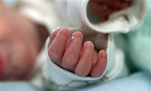 Child dies in Hamad Town fire