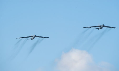 US B-52 bombers fly to Middle East in mission to deter Iran US B-52 bombers fly to Middle East in mission to deter Iran