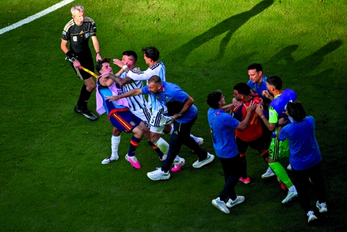 Spain coach blasts ‘unacceptable’ behaviour of Argentina after World Cup final Spain coach blasts ‘unacceptable’ behaviour of Argentina after World Cup final