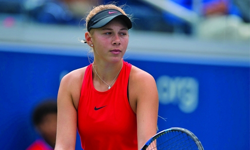 Anisimova stuns Wang in Miami