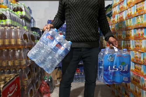 Bahrain netizens urge online delivery firms to ensure cool drinks for staff