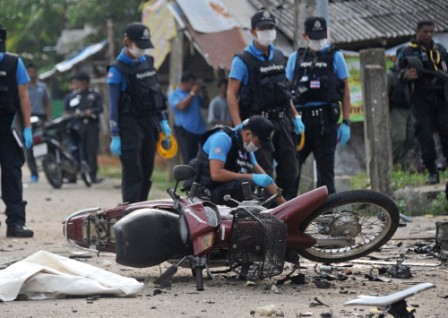Three dead, 14 wounded in Thai south motorcycle bomb