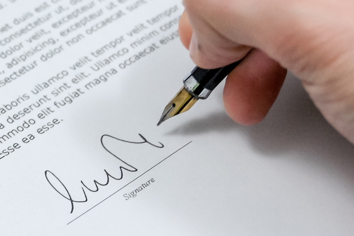 Employer faces court trial for faking employee’s signature