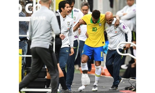 Brazil’s Neymar in trouble over intimate pics of woman Brazil’s Neymar in trouble over intimate pics of woman