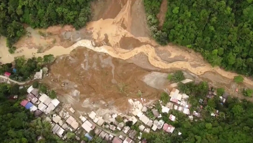 Landslide at Philippine gold-mining village kills seven Landslide at Philippine gold-mining village kills seven