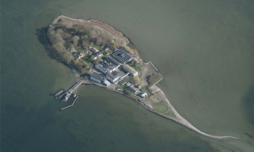Denmark plans man-made islands to draw business Denmark plans man-made islands to draw business