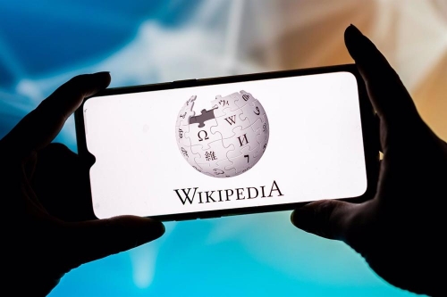Pakistan blocks Wikipedia over 'blasphemous content'